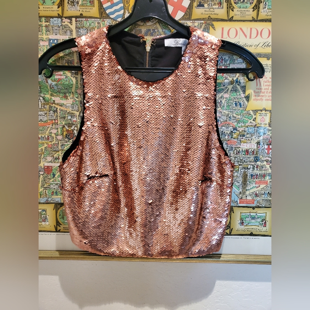 Lovers + Friends gold sequins cropped  top/ tank vest NWT size xs